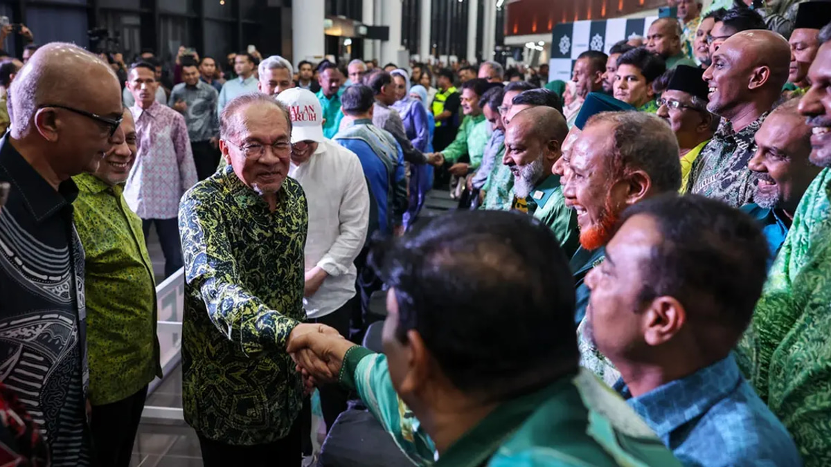 Government Sets One-Month Deadline to Resolve Hospitality Sector's Foreign Worker Crisis