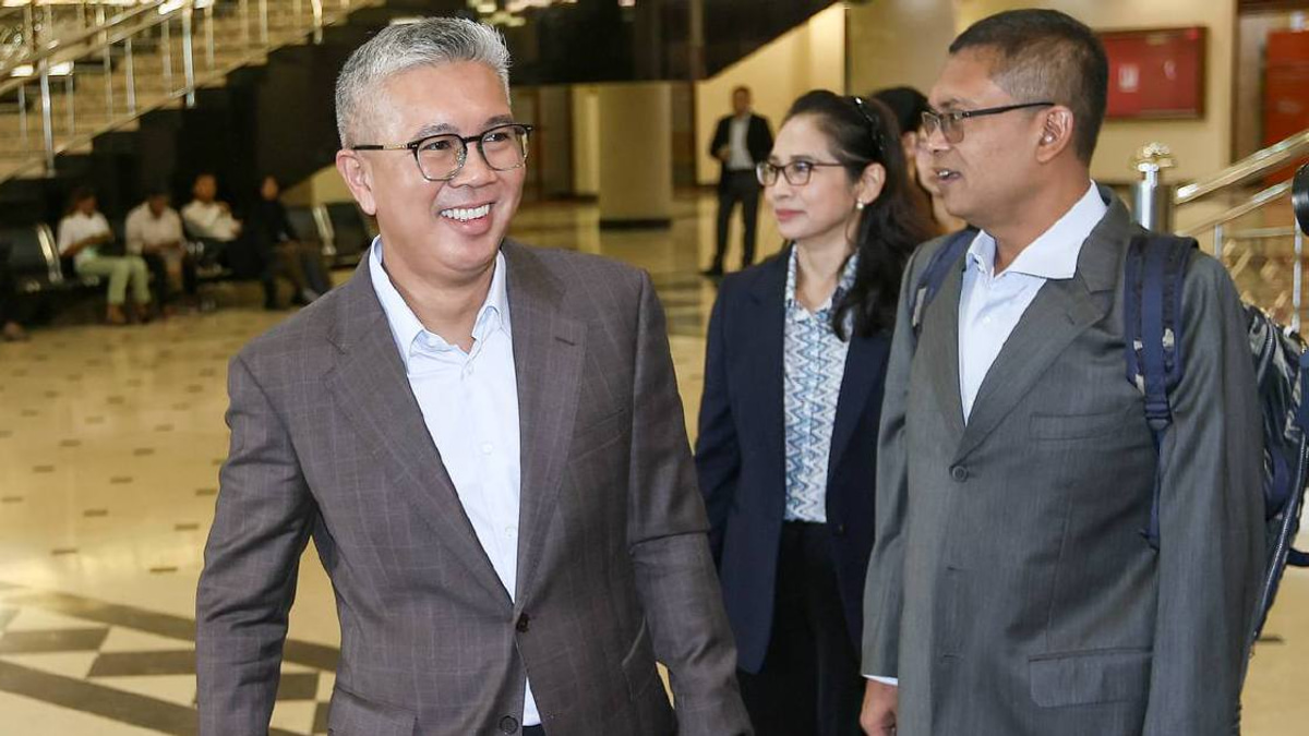 Former Finance Minister Claims Muhyiddin Pushed 54 Jana Wibawa Contractors Through Direct Deals