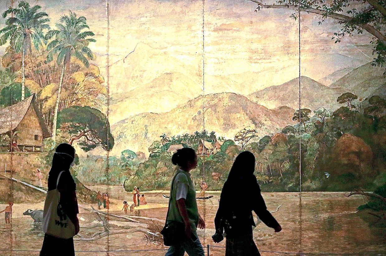Tropical Climate Tests Art Preservation Efforts at National Gallery