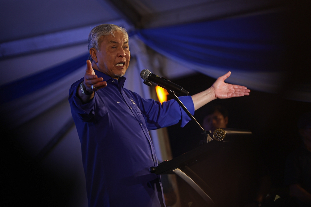PM Has Final Say on Minister Departures, Zahid Asserts