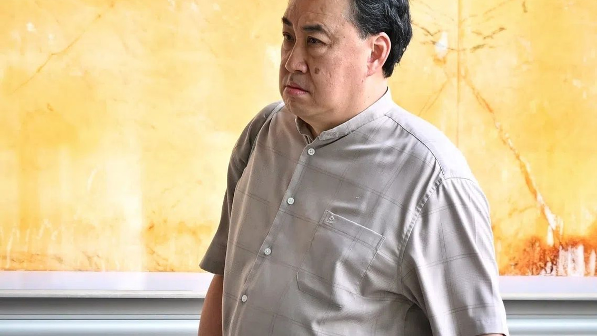 Singapore lawyer Lim Tean faces arrest warrant review after failing to surrender for jail term