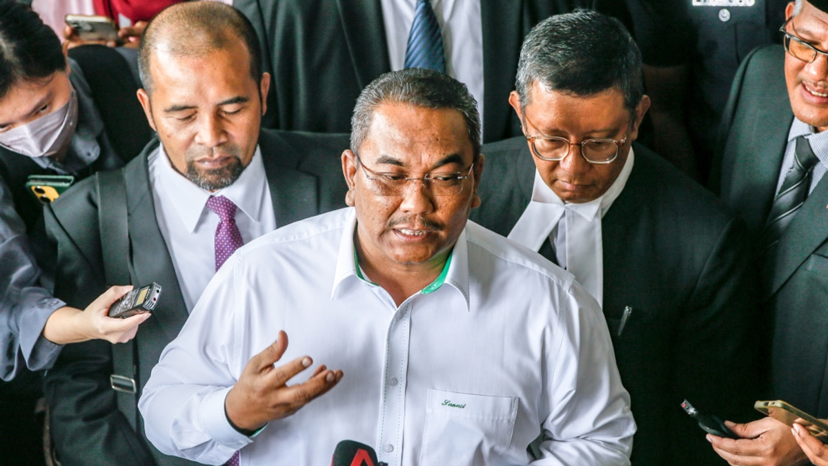 Kedah Chief Issues Legal Demands Against DAP Leader Over Alleged Misrepresentation of Statements