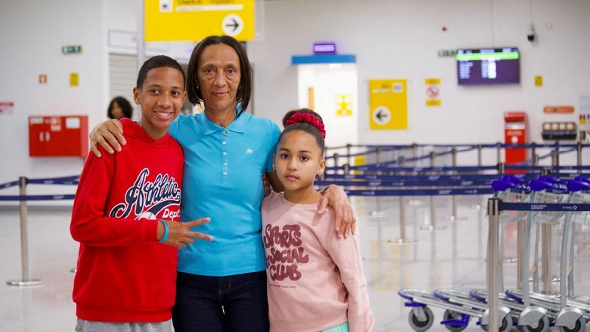 Cape Verde Keeper's Mother Gets US Visa After Tearful World Cup Plea