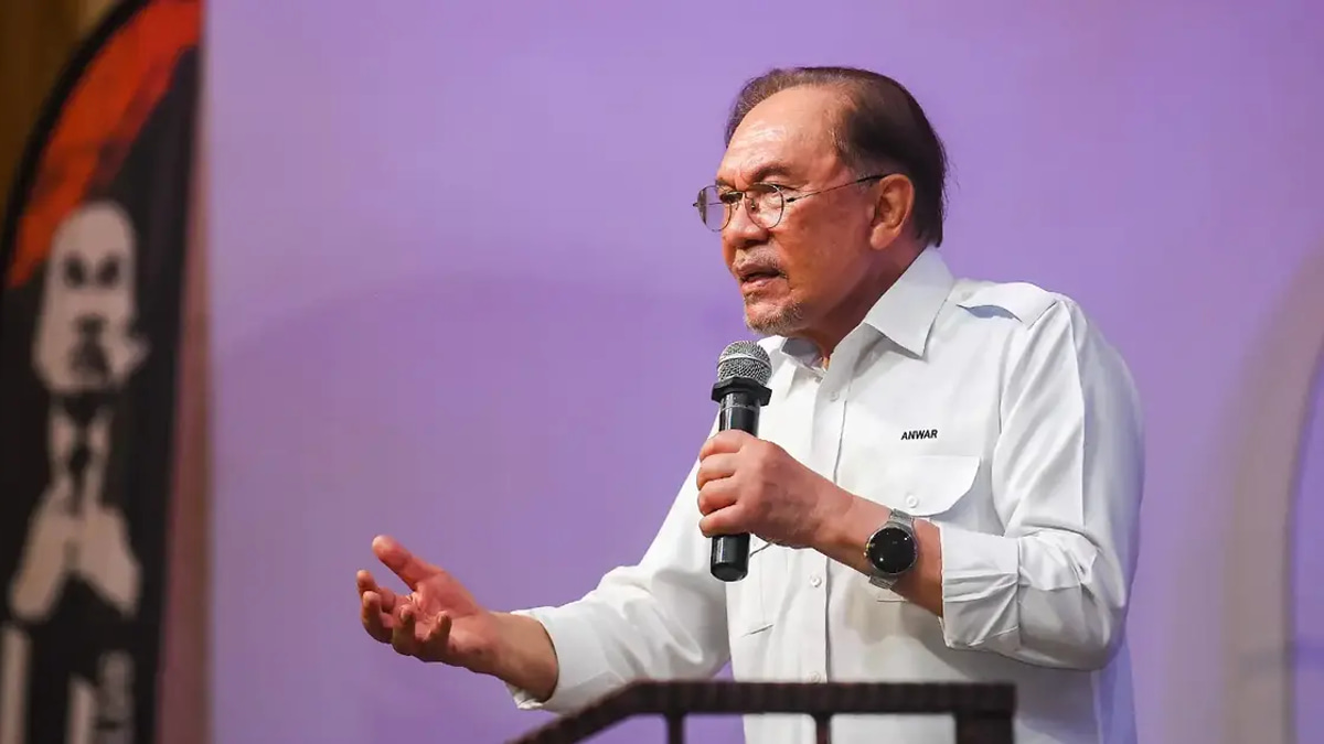 Anwar Flags Housing Affordability Crisis in Johor as Prices Surge Beyond Young Families' Reach